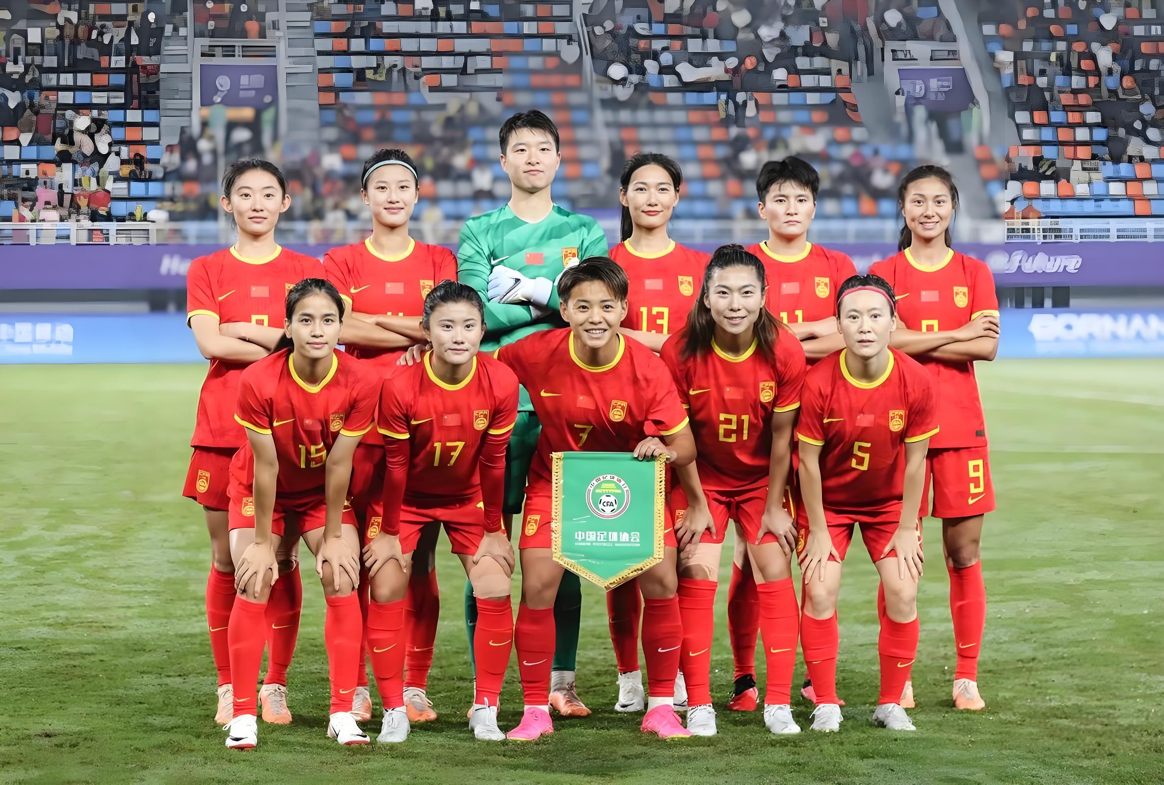 重磅消息！女足赛场故事多多的简单介绍